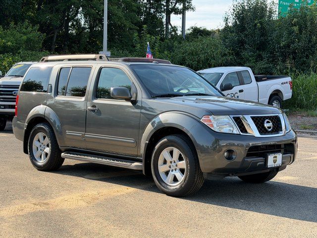 2008 Nissan Pathfinder SE