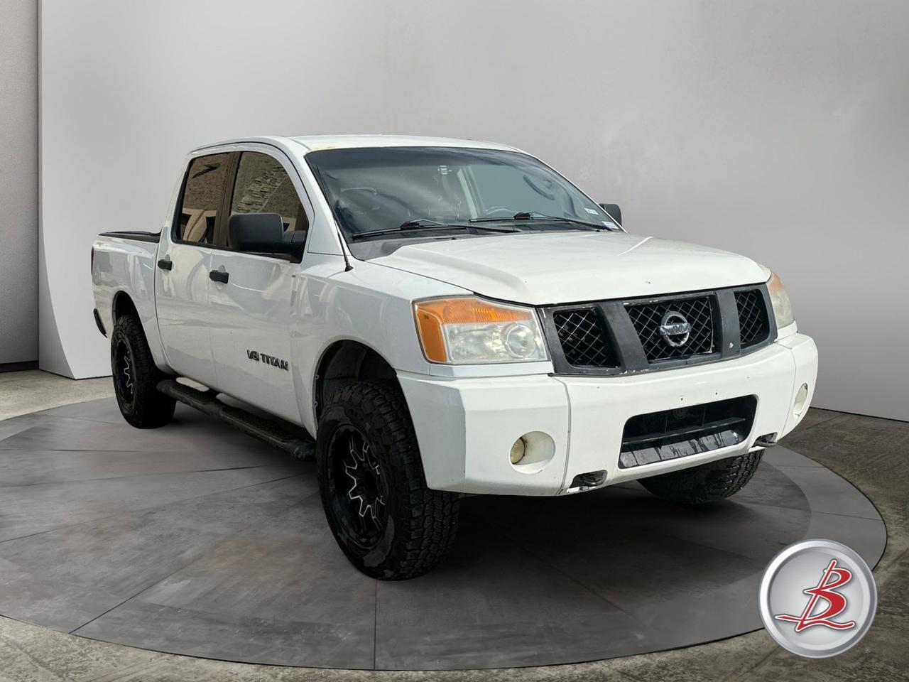 2008 Nissan TITAN SE