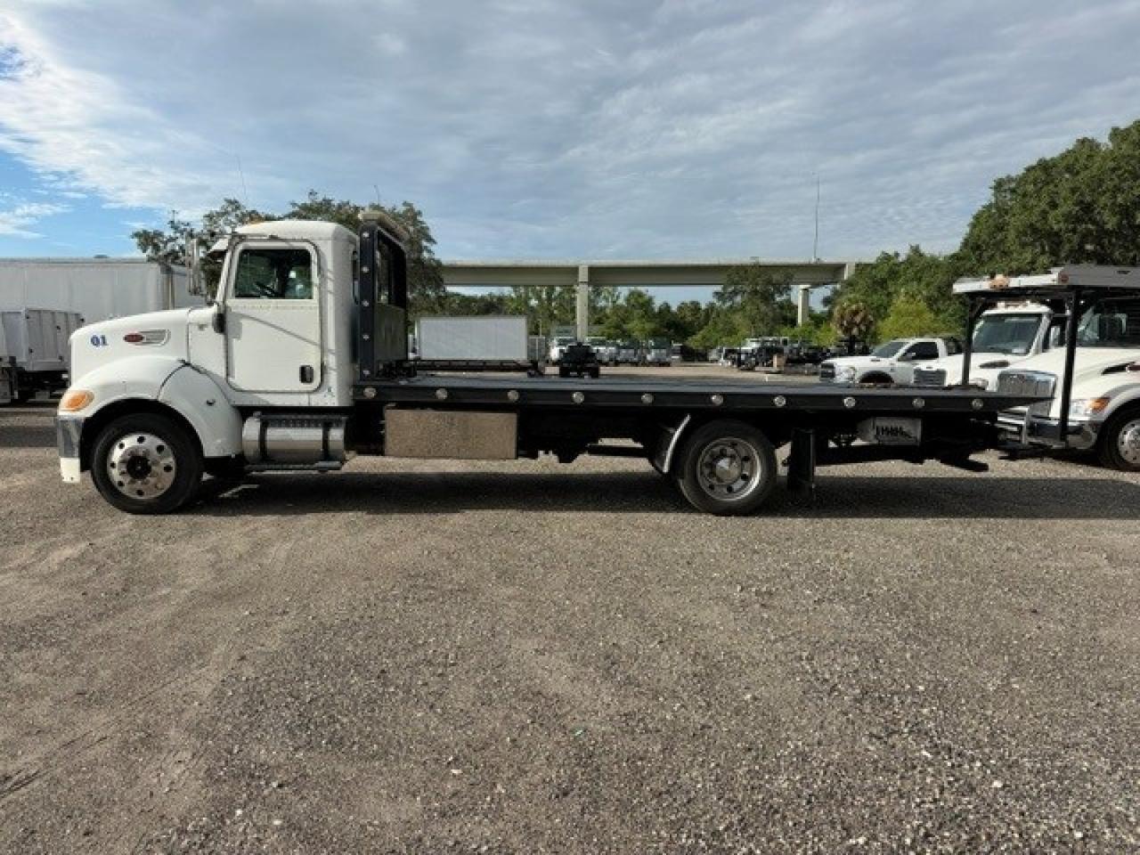 2008 Peterbilt 325 Chevron 21.5' Rollback Car Carrier Truck Tampa FL