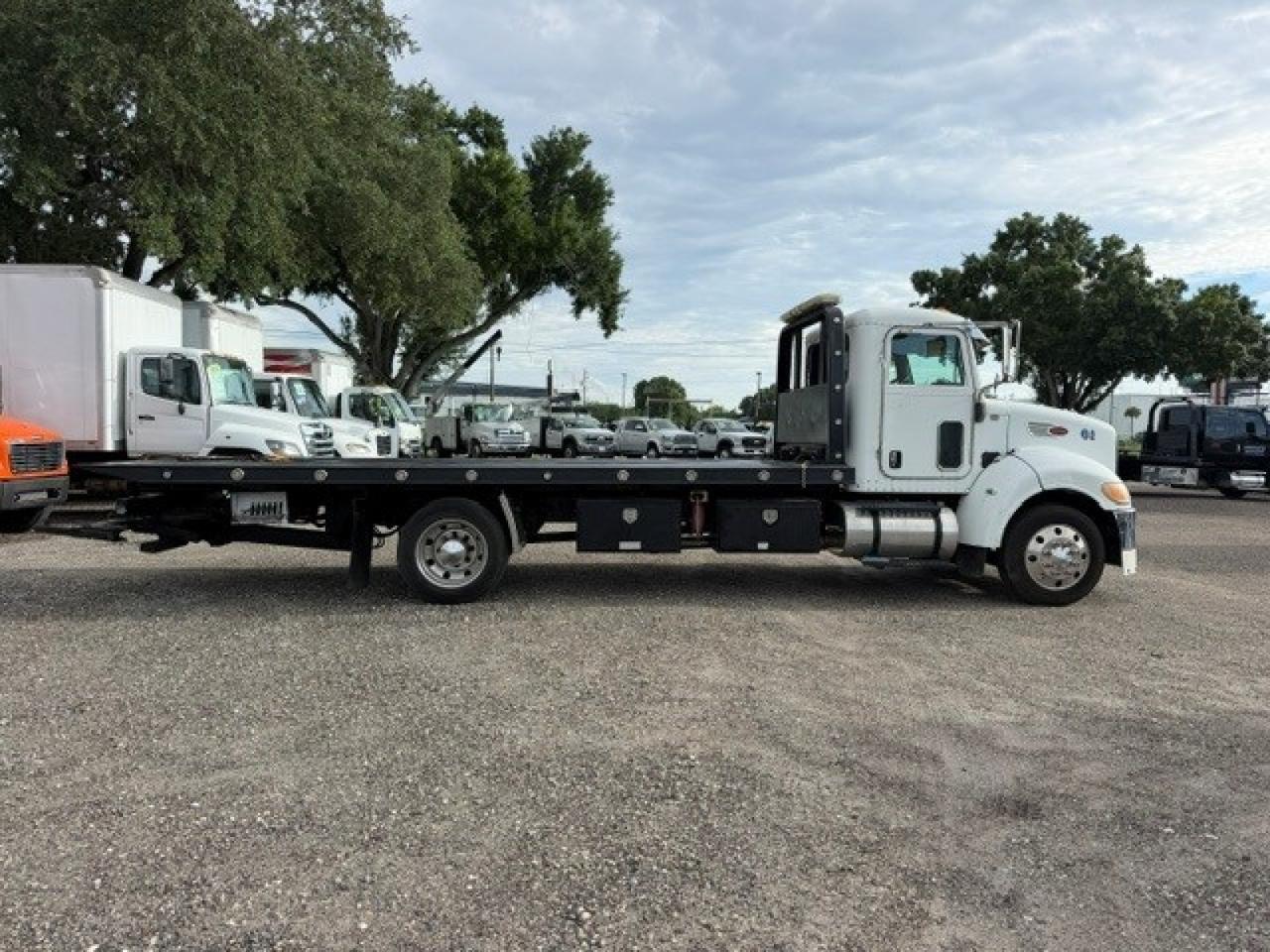 2008 Peterbilt 325 Chevron 21.5' Rollback Car Carrier Truck Tampa FL