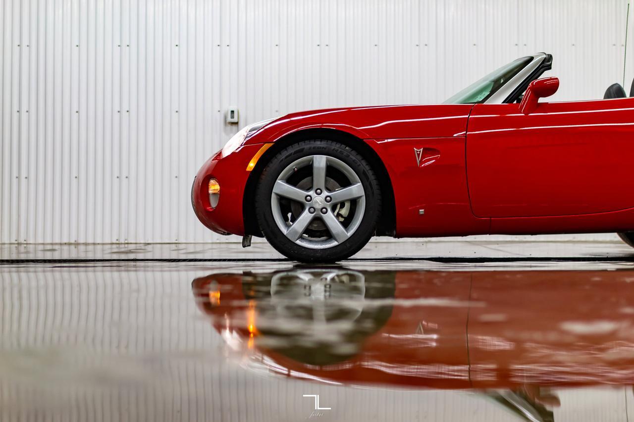2008 Pontiac Solstice Convertible Leather Manual Red Deer AB