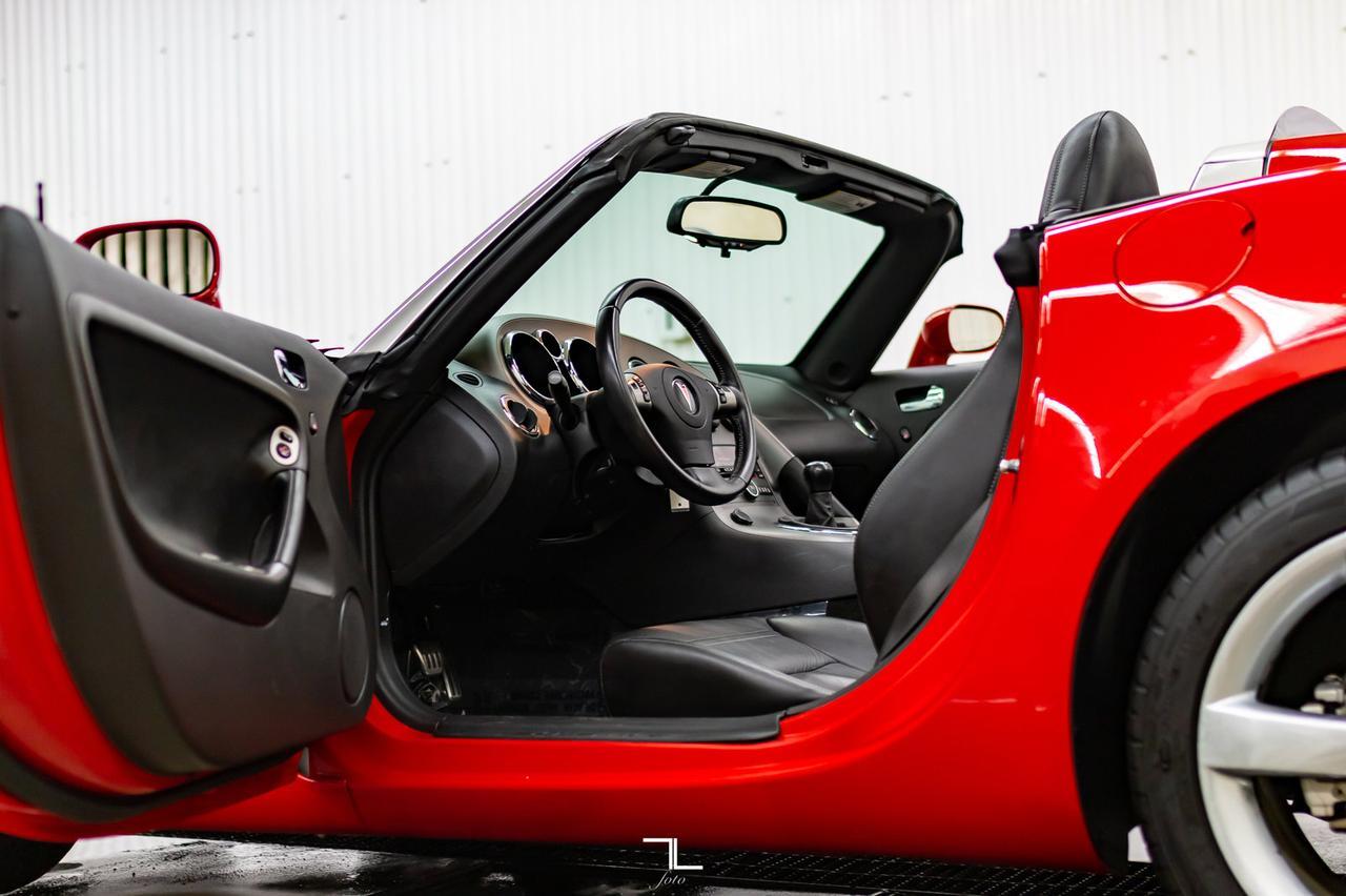 2008 Pontiac Solstice Convertible Leather Manual Red Deer AB