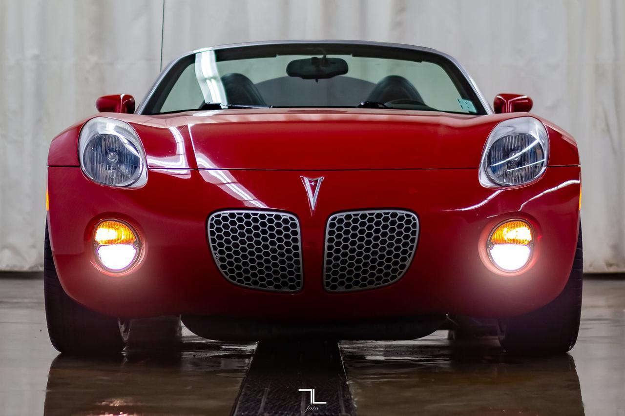 2008 Pontiac Solstice Convertible Leather Manual Red Deer AB
