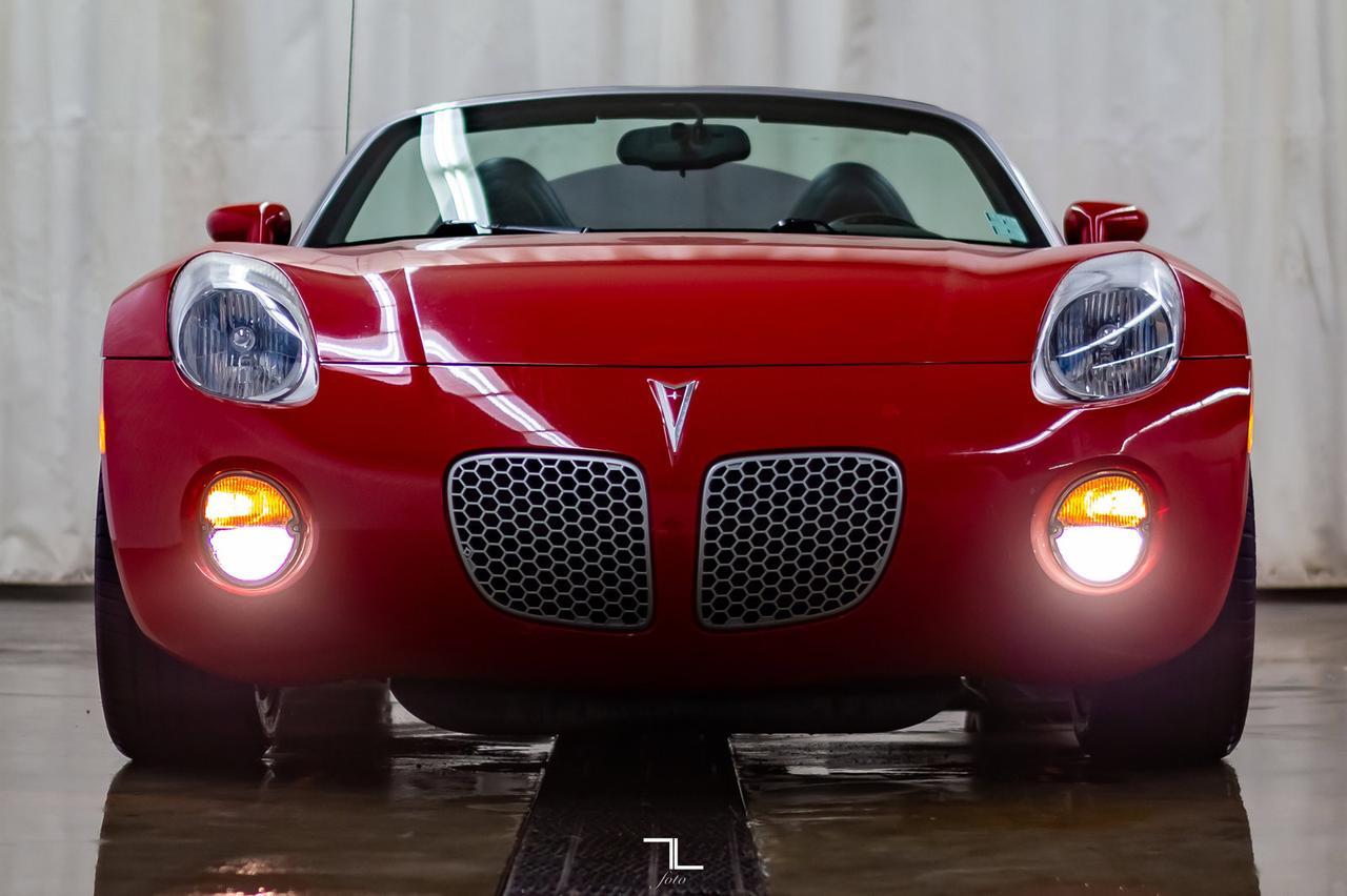 2008 Pontiac Solstice Convertible Leather Manual Red Deer AB