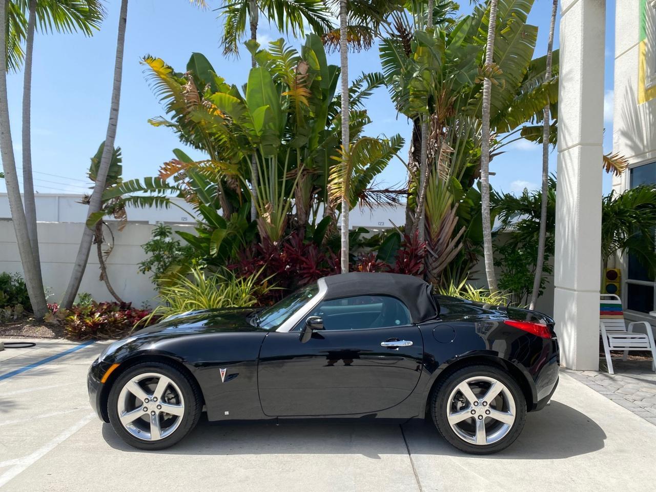 2008 Pontiac Solstice GXP 2.0 ECOTURBO LOW MILES 26,059 Pompano Beach FL
