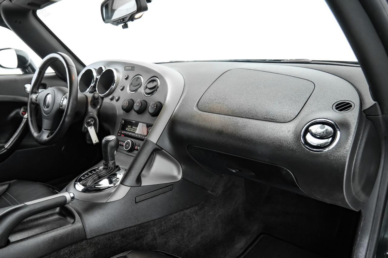 2008 Pontiac Solstice GXP AUTOMATIC LEATHER SEATS LEATHER STEERING WHEEL CRUISE CONTRO Carrollton TX