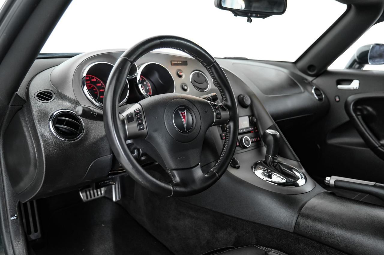 2008 Pontiac Solstice GXP AUTOMATIC LEATHER SEATS LEATHER STEERING WHEEL CRUISE CONTROL ALLOY WHEELS Carrollton TX