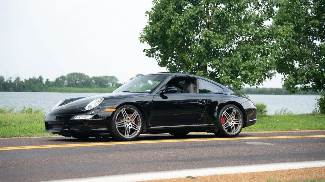 2008 Porsche 911 Carrera S Coupe 2D St. Louis MO