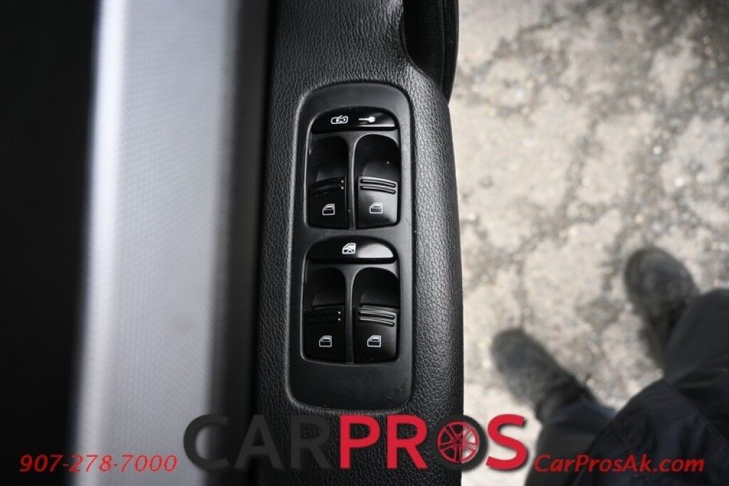 2008 Porsche Cayenne - AWD - Keyless Entry - Heated Leather Seats - BOSE System - Sunroof - Power Liftgate - Engine Block Heater - Tow PKG - Low Miles Anchorage AK