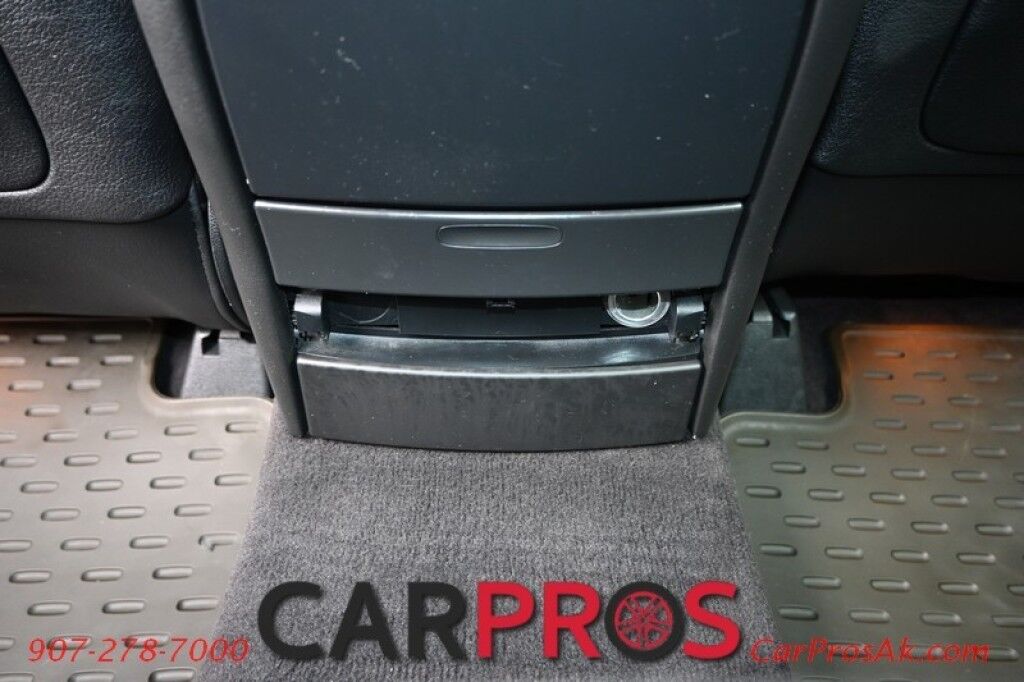 2008 Porsche Cayenne - AWD - Keyless Entry - Heated Leather Seats - BOSE System - Sunroof - Power Liftgate - Engine Block Heater - Tow PKG - Low Miles Anchorage AK