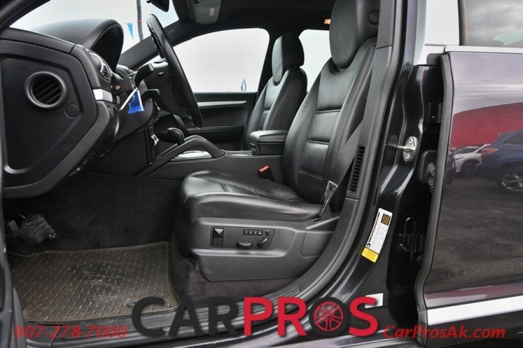 2008 Porsche Cayenne - AWD - Keyless Entry - Heated Leather Seats - BOSE System - Sunroof - Power Liftgate - Engine Block Heater - Tow PKG - Low Miles Anchorage AK