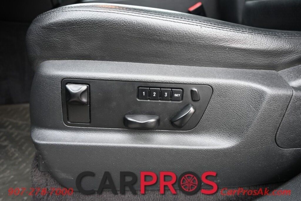 2008 Porsche Cayenne - AWD - Keyless Entry - Heated Leather Seats - BOSE System - Sunroof - Power Liftgate - Engine Block Heater - Tow PKG - Low Miles Anchorage AK