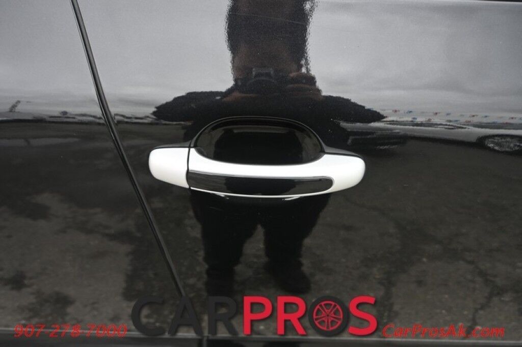 2008 Porsche Cayenne - AWD - Keyless Entry - Heated Leather Seats - BOSE System - Sunroof - Power Liftgate - Engine Block Heater - Tow PKG - Low Miles Anchorage AK