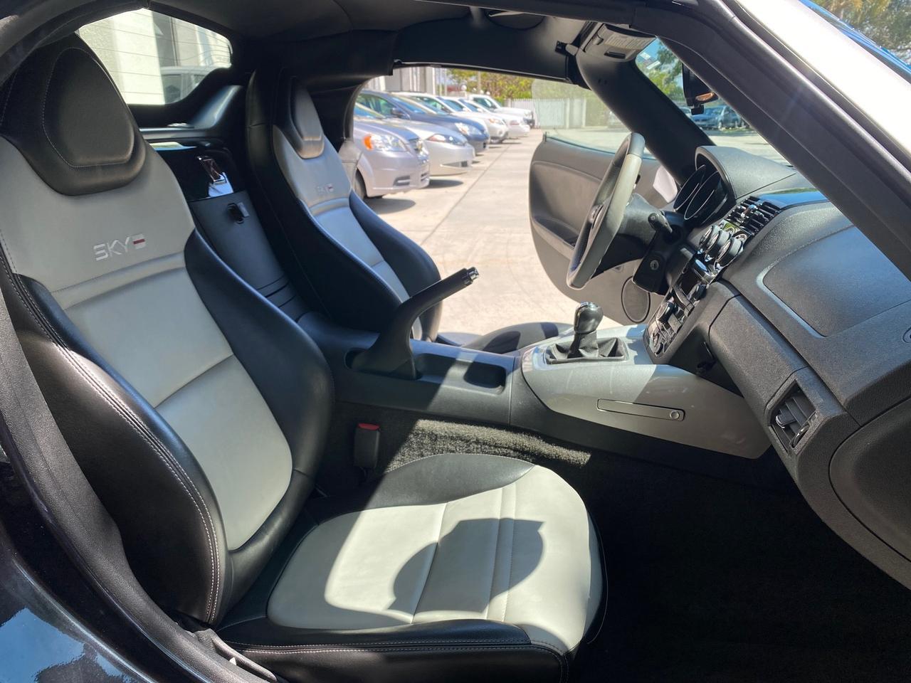 2008 Saturn Sky Red Line Carbon Flash SE 5 SPD Pompano Beach FL