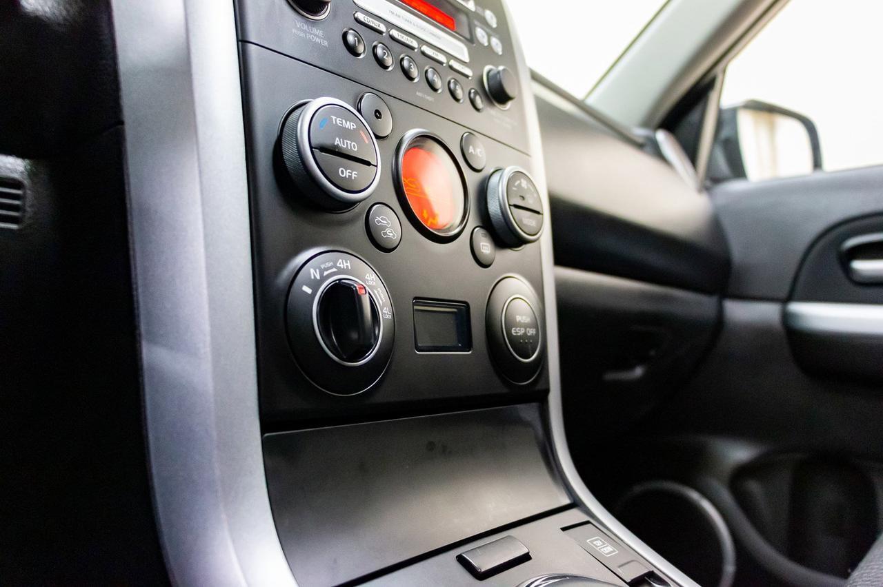 2008 Suzuki Grand Vitara AWD JLX Roof Heated Seats Red Deer AB