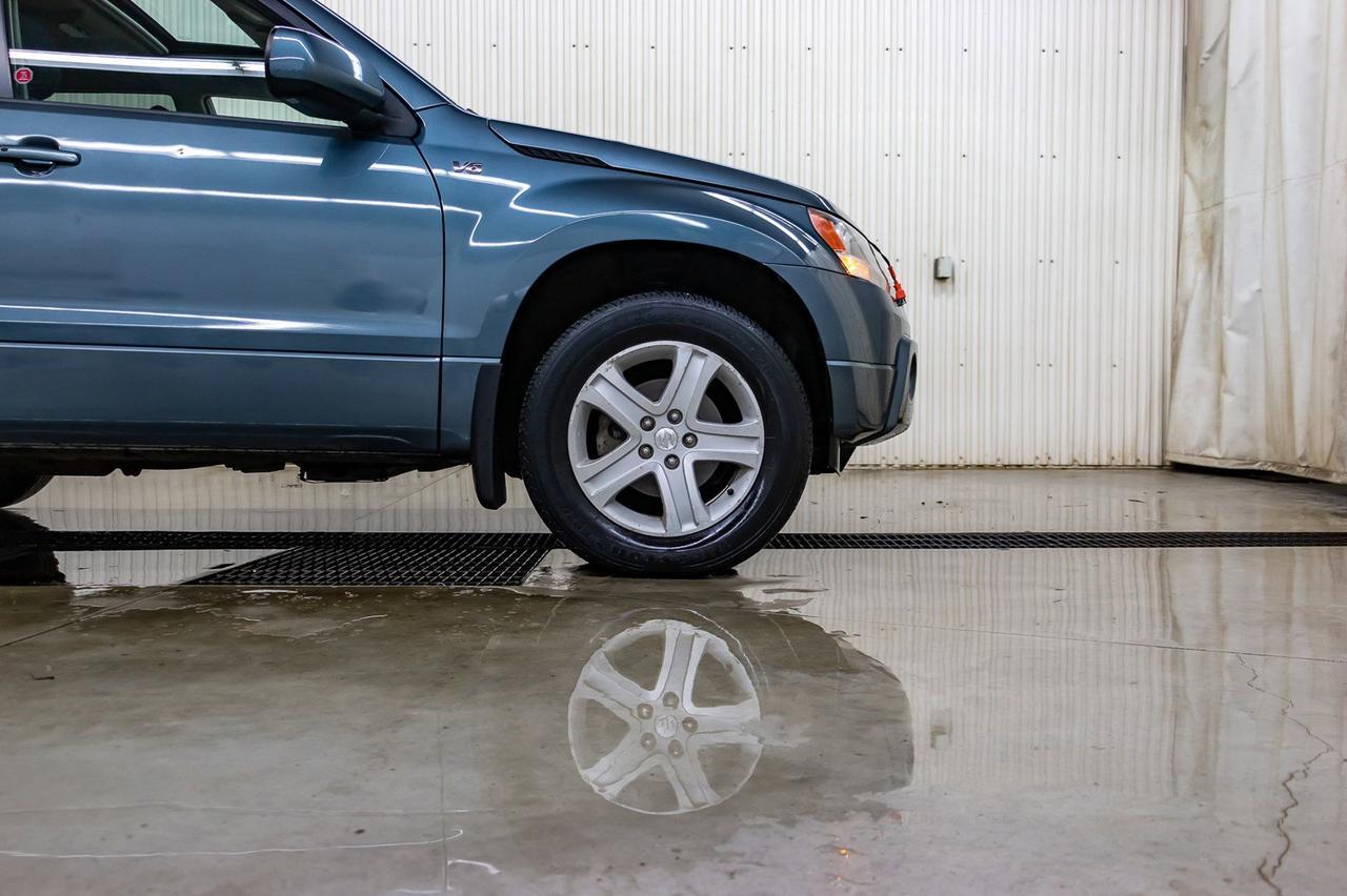 2008 Suzuki Grand Vitara AWD JLX Roof Heated Seats Red Deer AB