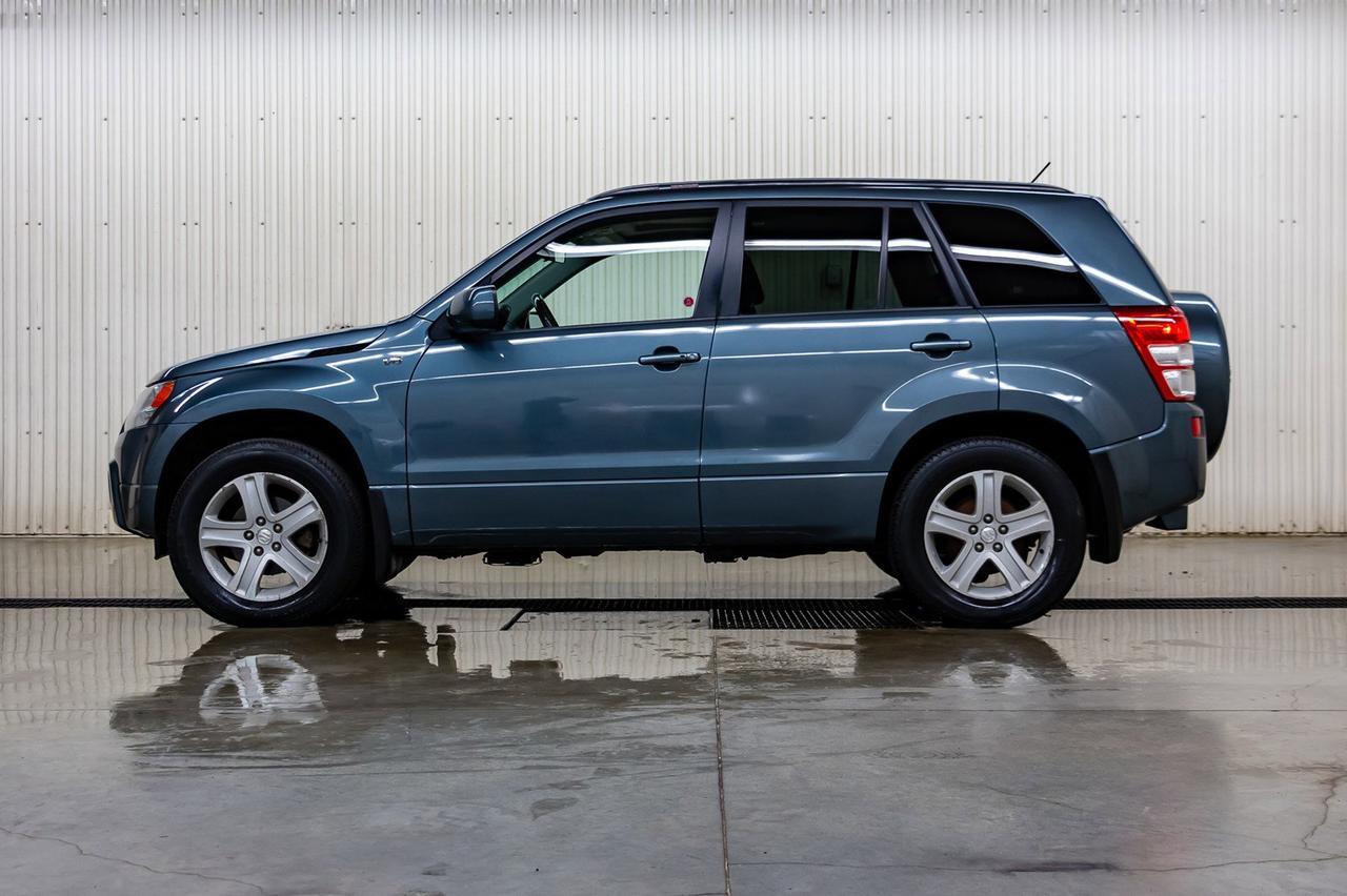 2008 Suzuki Grand Vitara AWD JLX Roof Heated Seats Red Deer AB