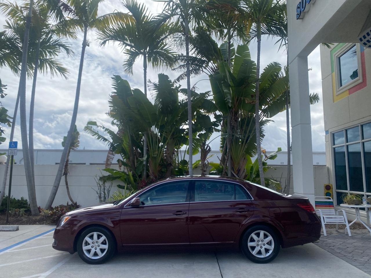 2008 Toyota Avalon XL 1 OWNER LOW MILES 77,161 FL Pompano Beach FL