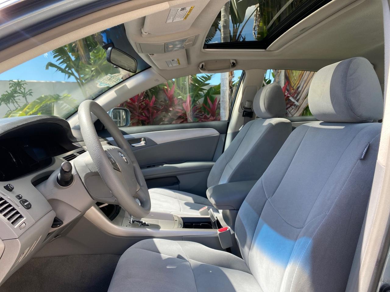 2008 Toyota Avalon XL SUNROOF 1 OWNER LOW MILES 39,358 Pompano Beach FL
