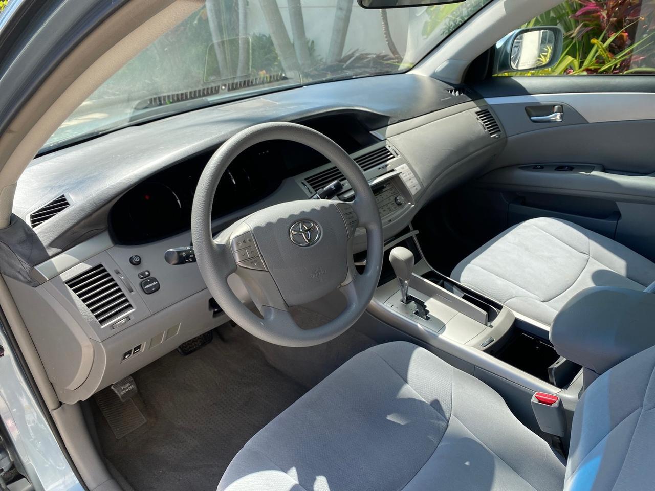 2008 Toyota Avalon XL SUNROOF 1 OWNER LOW MILES 39,358 Pompano Beach FL