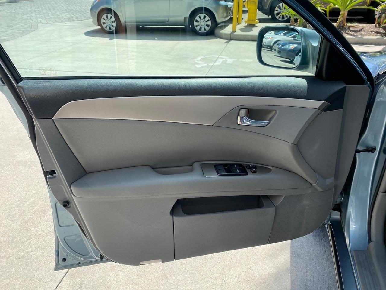 2008 Toyota Avalon XL SUNROOF 1 OWNER LOW MILES 39,358 Pompano Beach FL