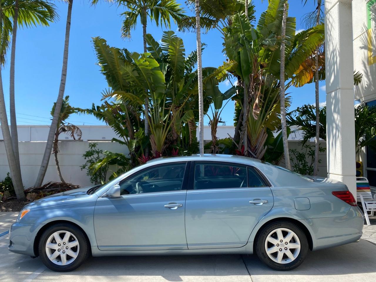 2008 Toyota Avalon XL SUNROOF 1 OWNER LOW MILES 39,358 Pompano Beach FL
