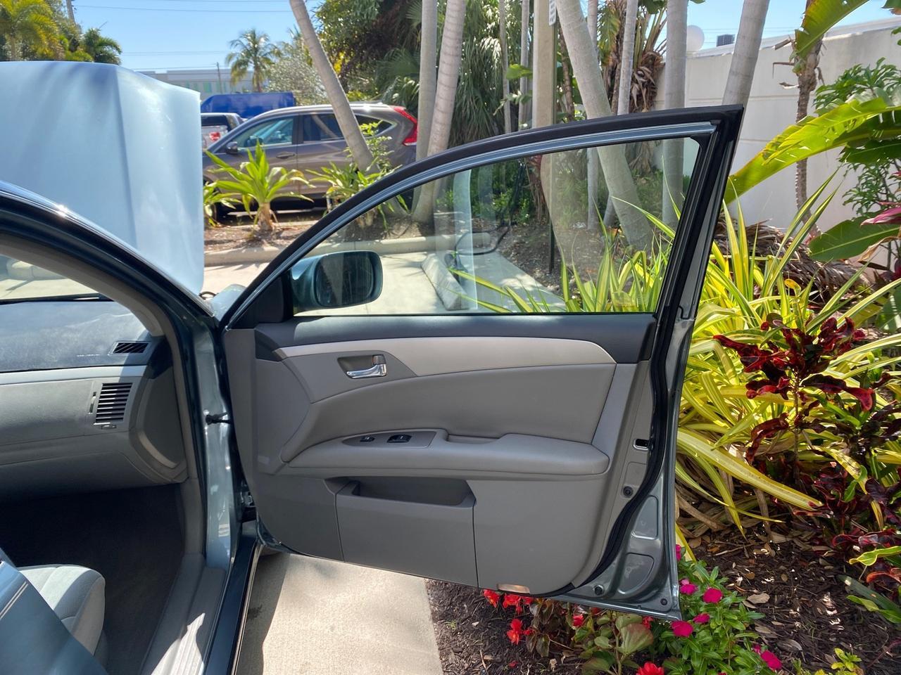 2008 Toyota Avalon XL SUNROOF 1 OWNER LOW MILES 39,358 Pompano Beach FL