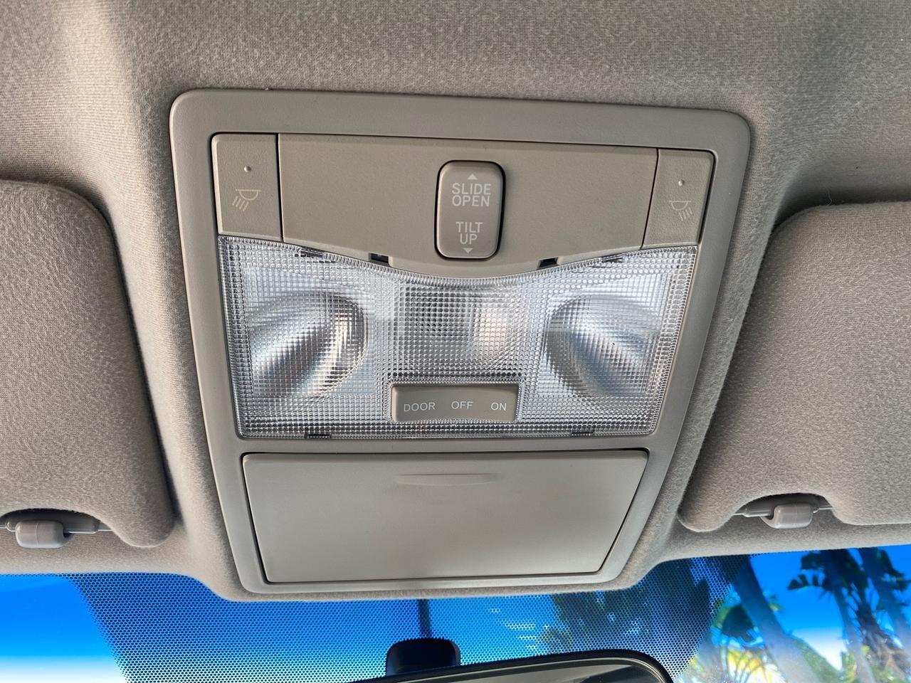 2008 Toyota Avalon XL SUNROOF 1 OWNER LOW MILES 39,358 Pompano Beach FL