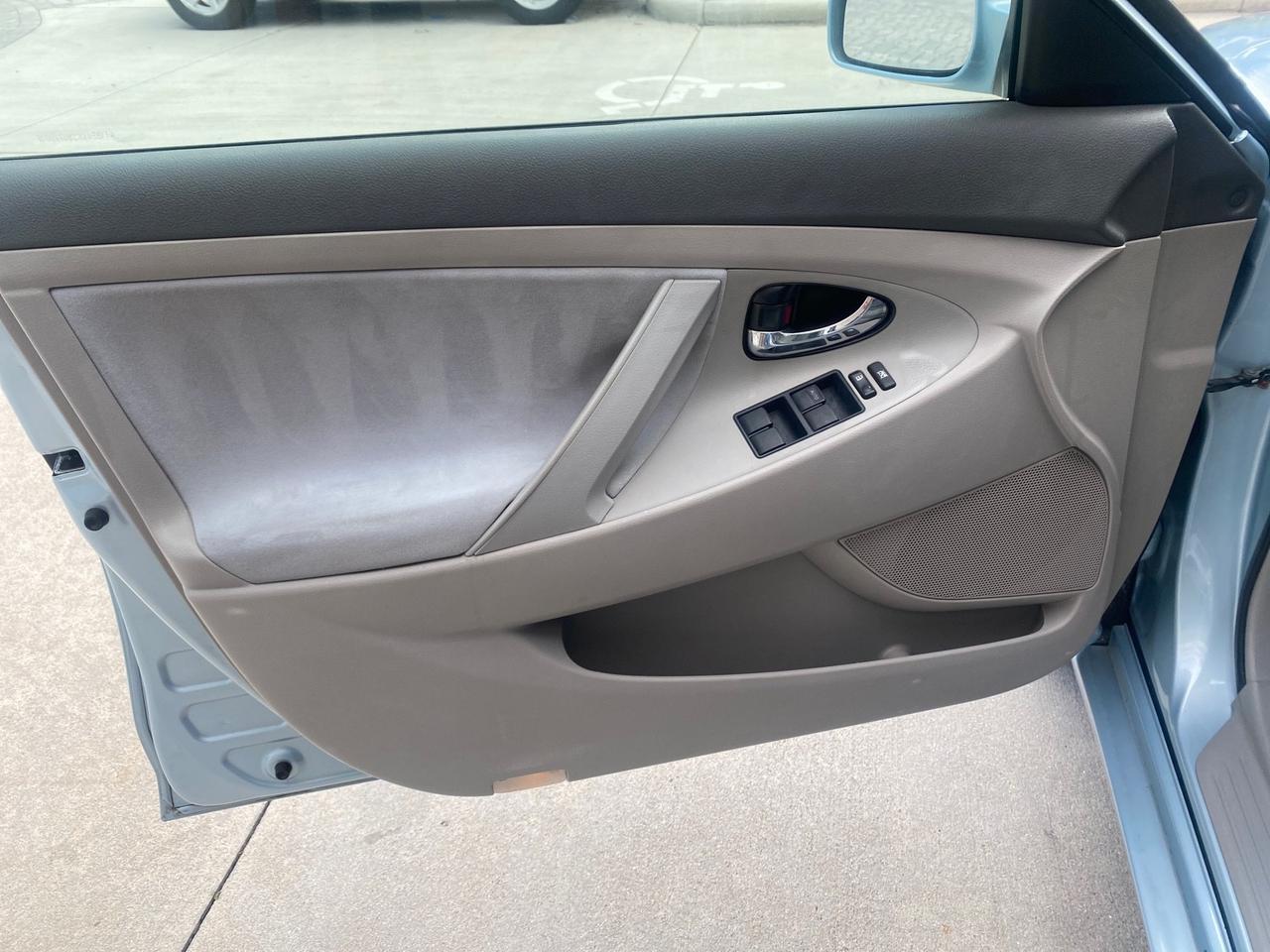 2008 Toyota Camry LE LOW MILES 63,391 1 OWNER Pompano Beach FL