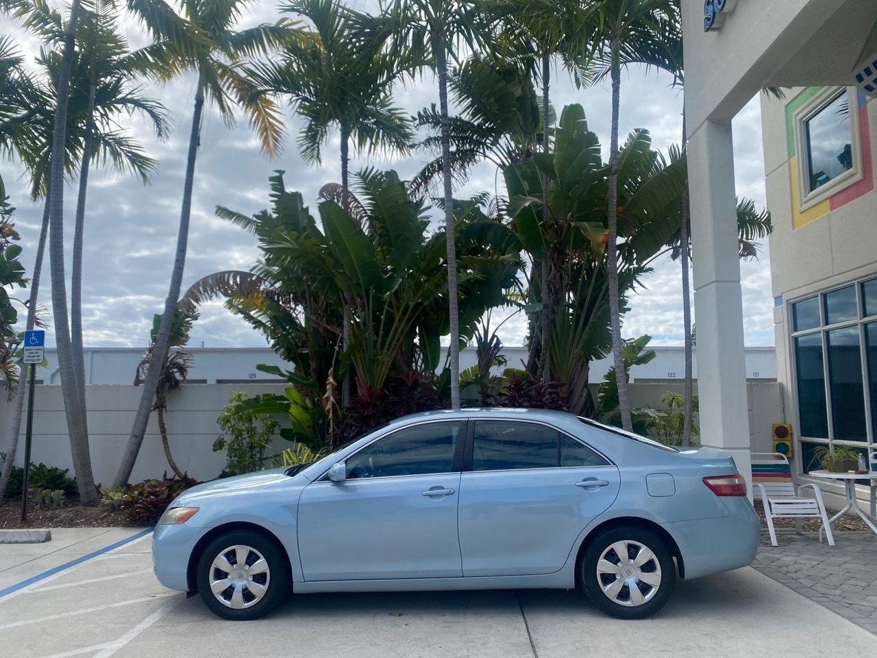 2008 Toyota Camry LE LOW MILES 63,391 1 OWNER Pompano Beach FL