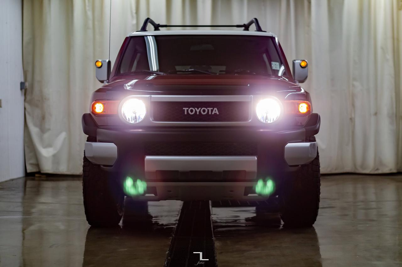 2008 Toyota FJ Cruiser 4x4 C-Package Red Deer AB