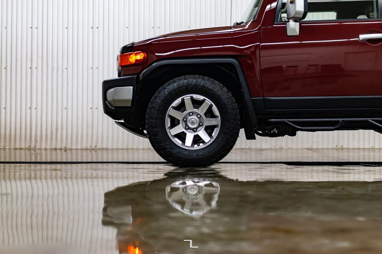 2008 Toyota FJ Cruiser 4x4 C-Package Red Deer AB