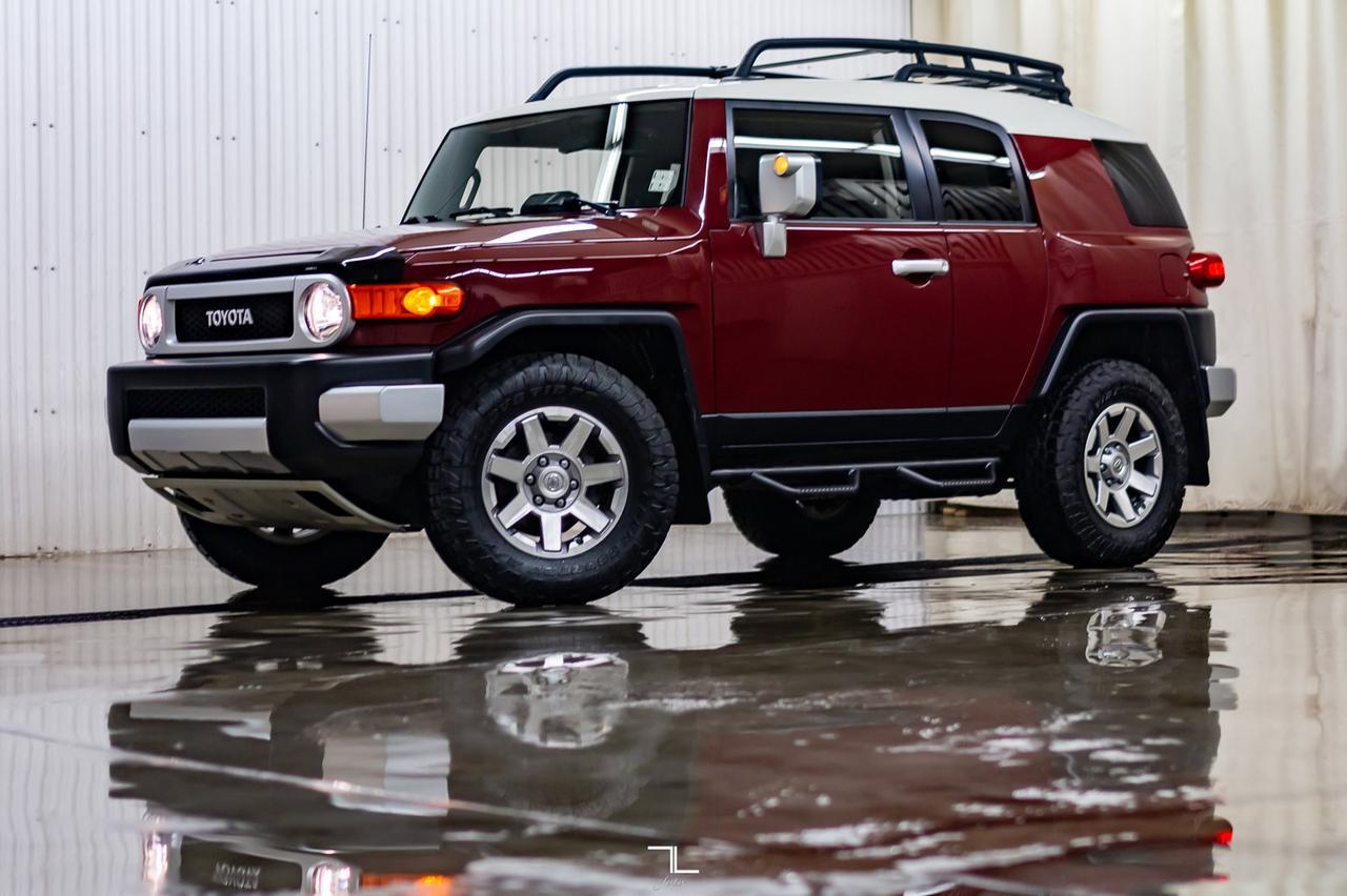 2008 Toyota FJ Cruiser 4x4 C-Package Red Deer AB