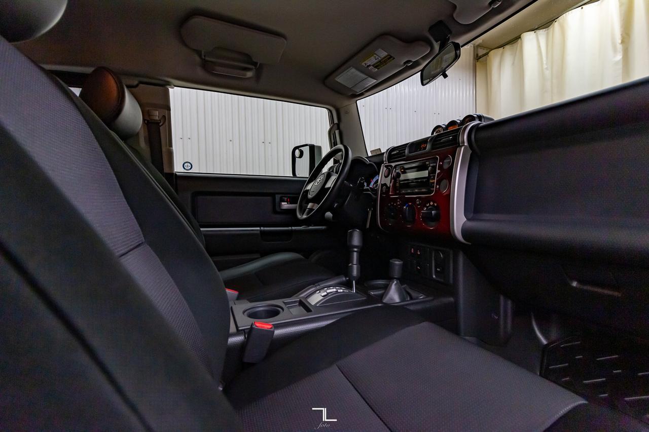 2008 Toyota FJ Cruiser 4x4 C-Package Red Deer AB