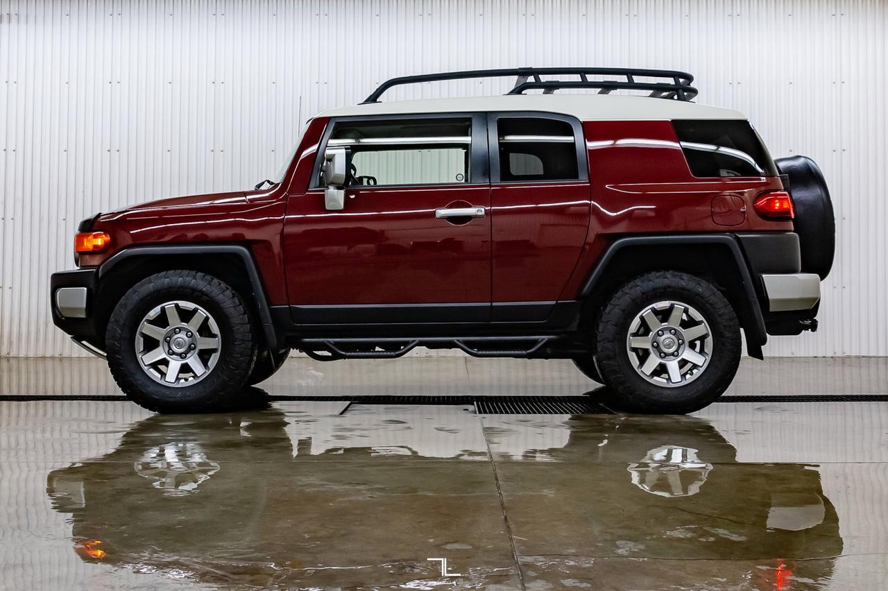 2008 Toyota FJ Cruiser 4x4 C-Package Red Deer AB