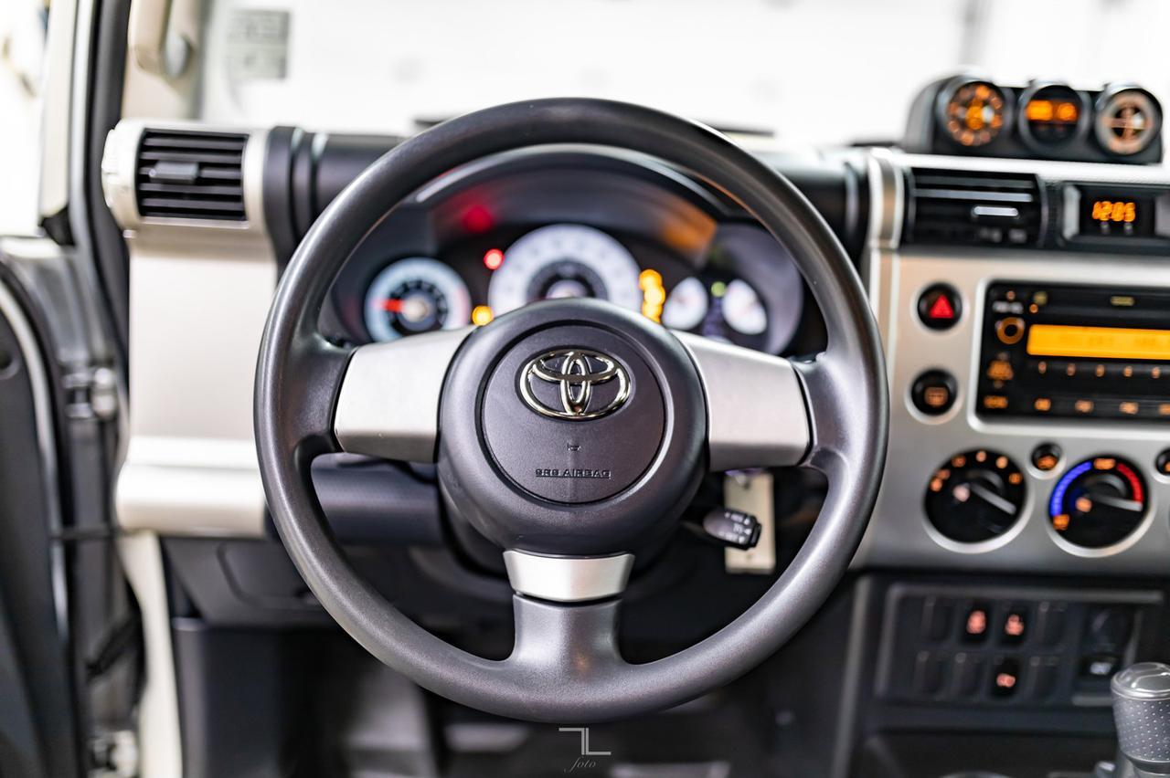 2008 Toyota FJ Cruiser 4x4 C-Package Red Deer AB