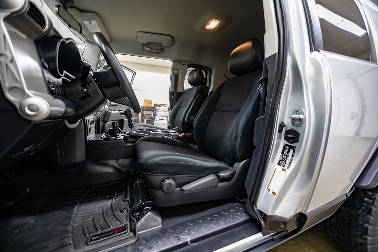 2008 Toyota FJ Cruiser 4x4 C-Package Red Deer AB