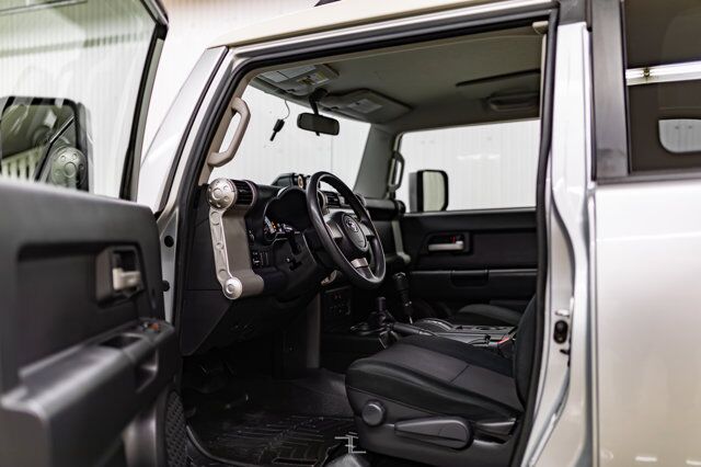 2008 Toyota FJ Cruiser 4x4 C-Package Red Deer AB