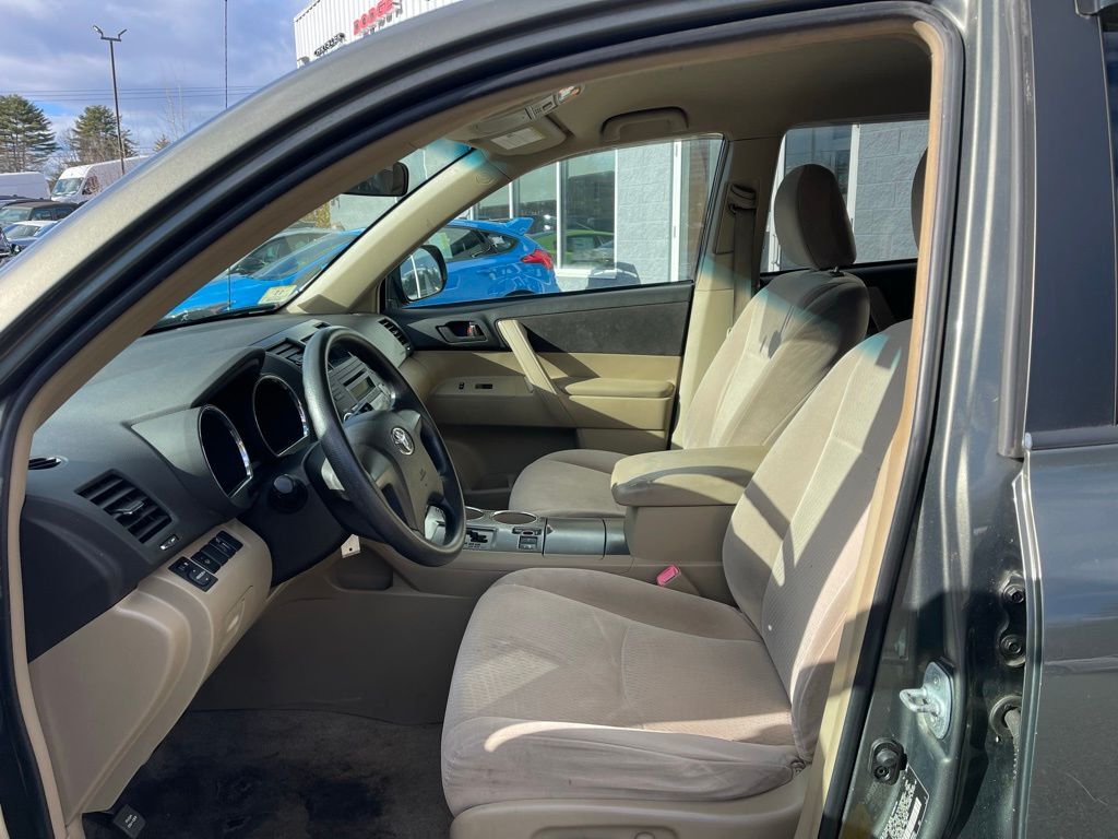 2008 Toyota Highlander Base Orange MA