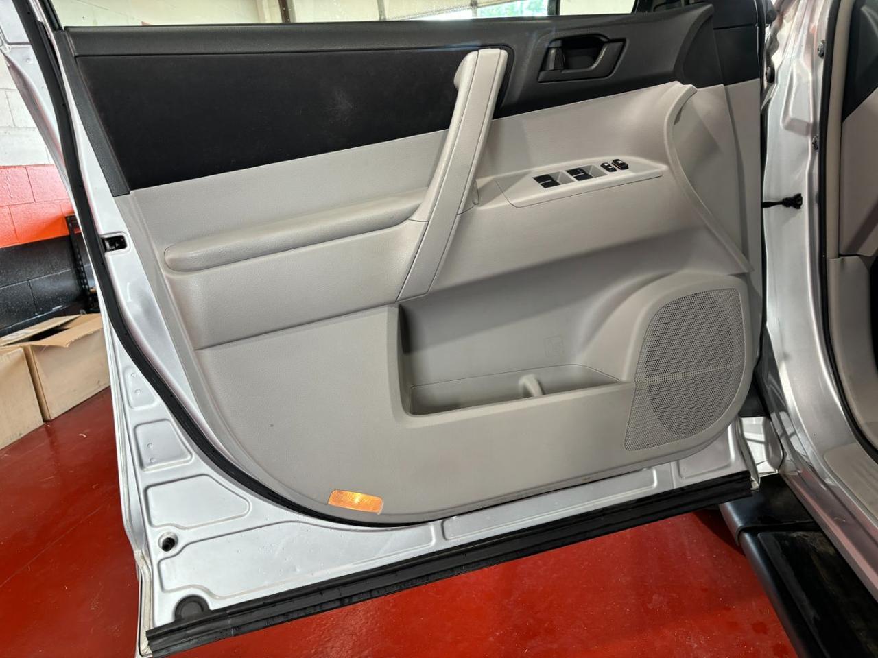 2008 Toyota Highlander Base Franklin OH