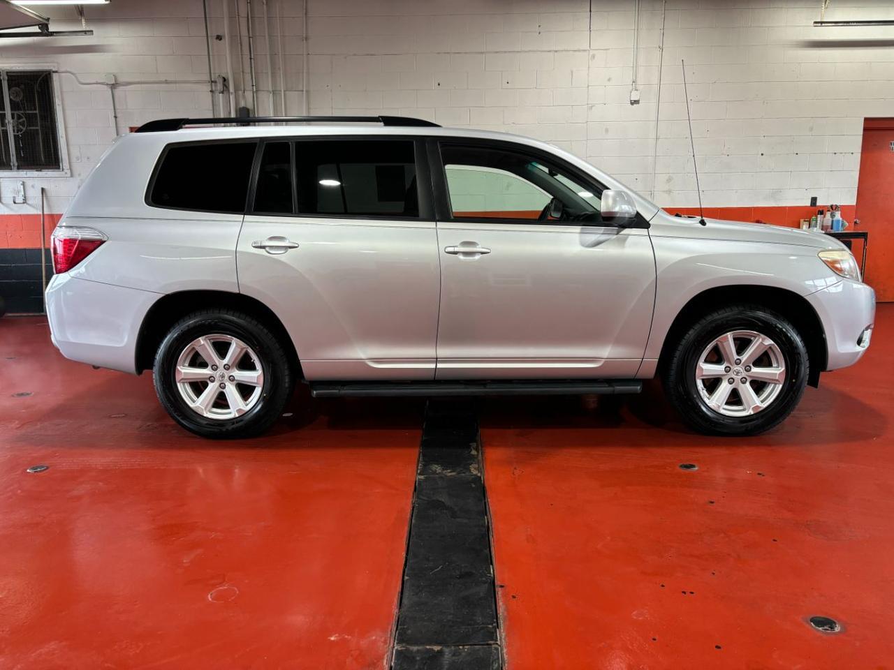 2008 Toyota Highlander S