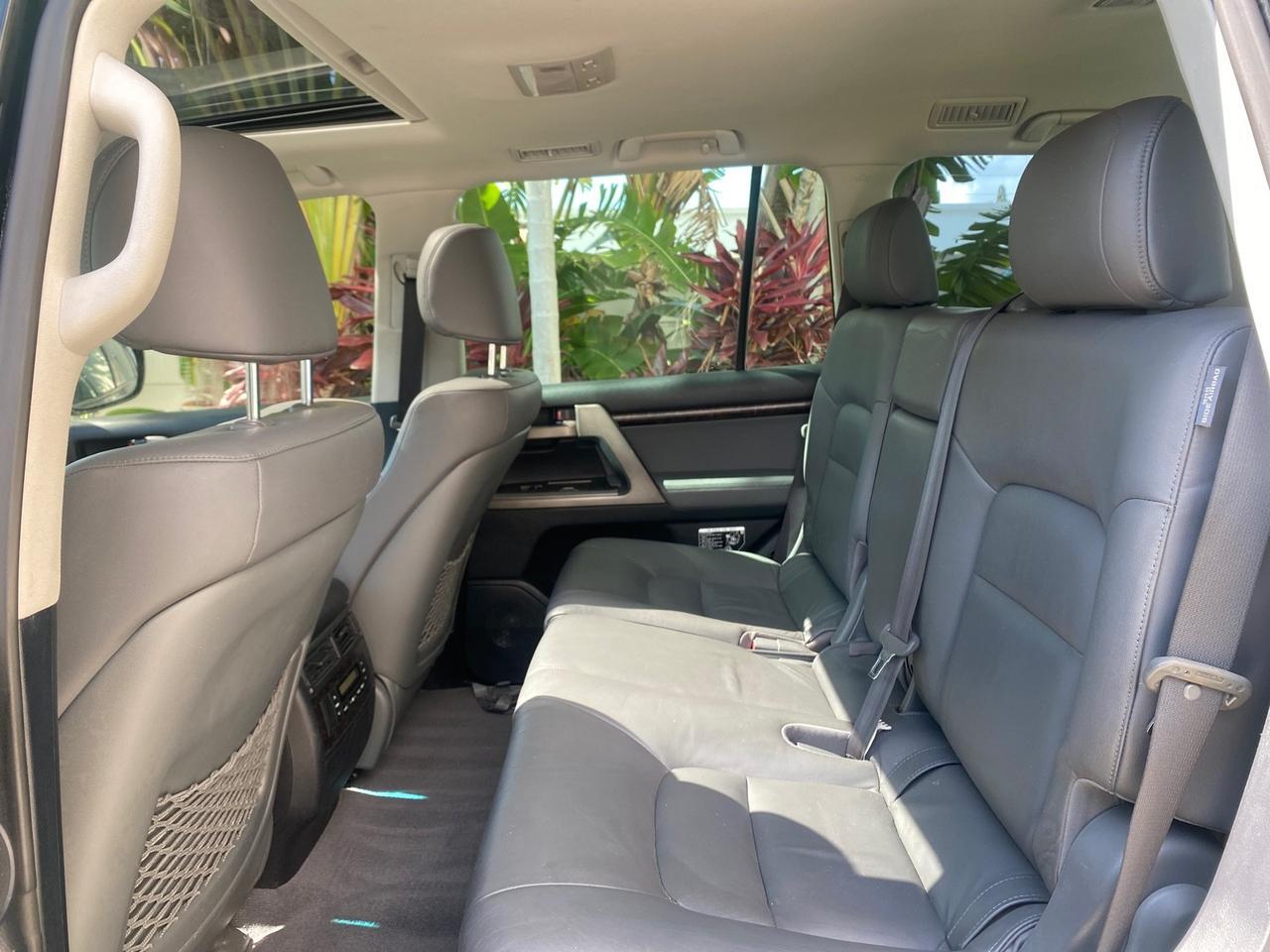 2008 Toyota Land Cruiser LOOKS LIKE NEW 4WD Pompano Beach FL
