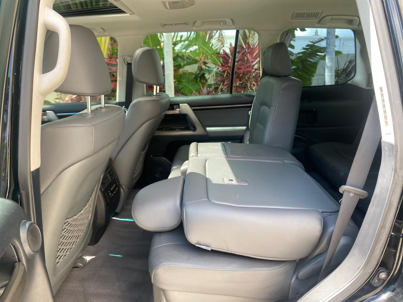 2008 Toyota Land Cruiser LOOKS LIKE NEW 4WD Pompano Beach FL