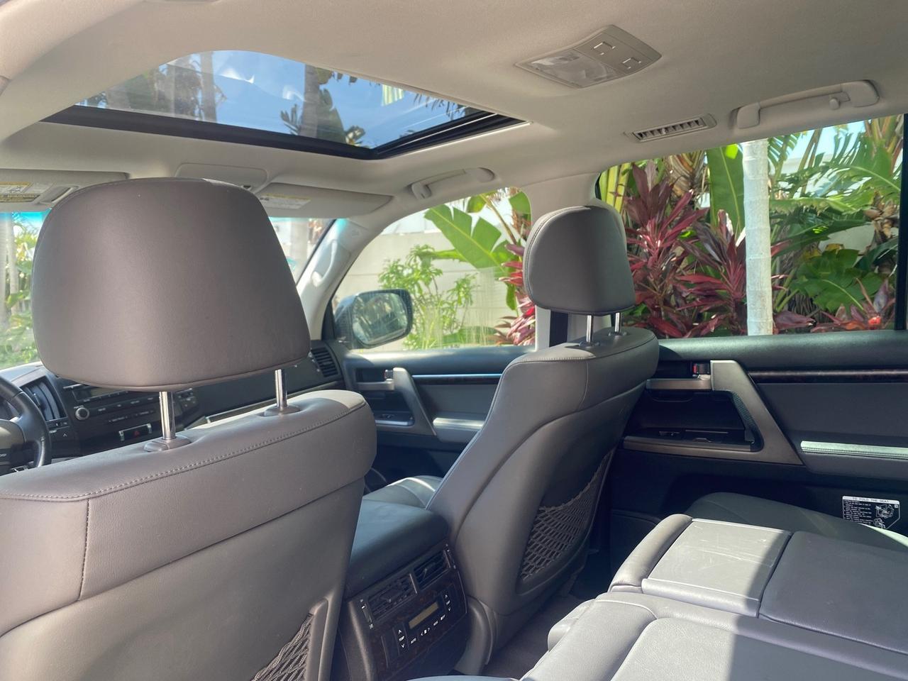 2008 Toyota Land Cruiser LOOKS LIKE NEW 4WD Pompano Beach FL