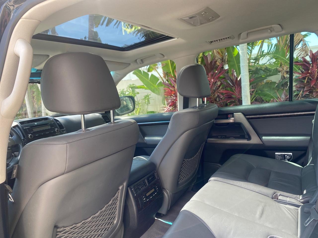 2008 Toyota Land Cruiser LOOKS LIKE NEW 4WD Pompano Beach FL