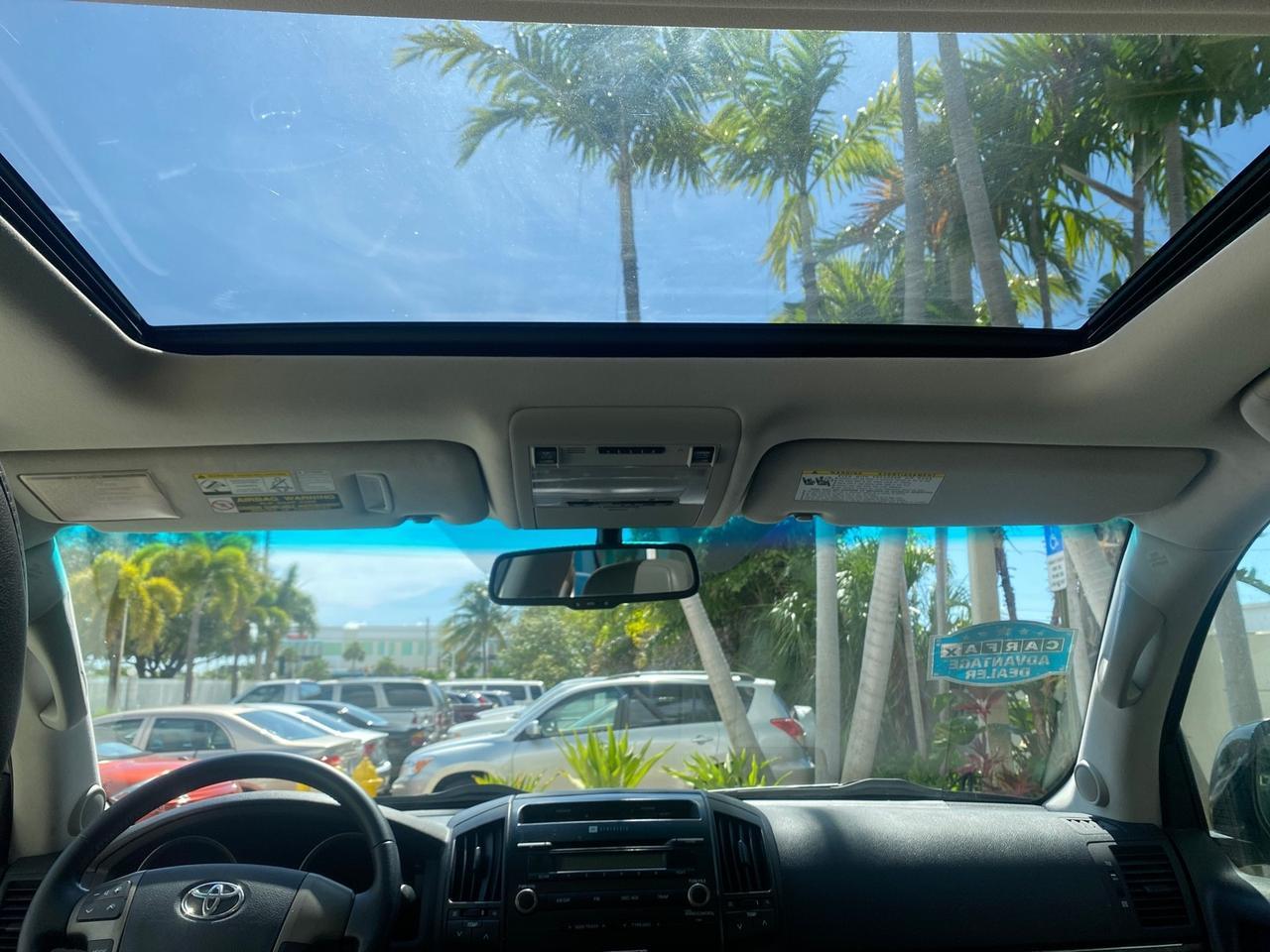 2008 Toyota Land Cruiser LOOKS LIKE NEW 4WD Pompano Beach FL