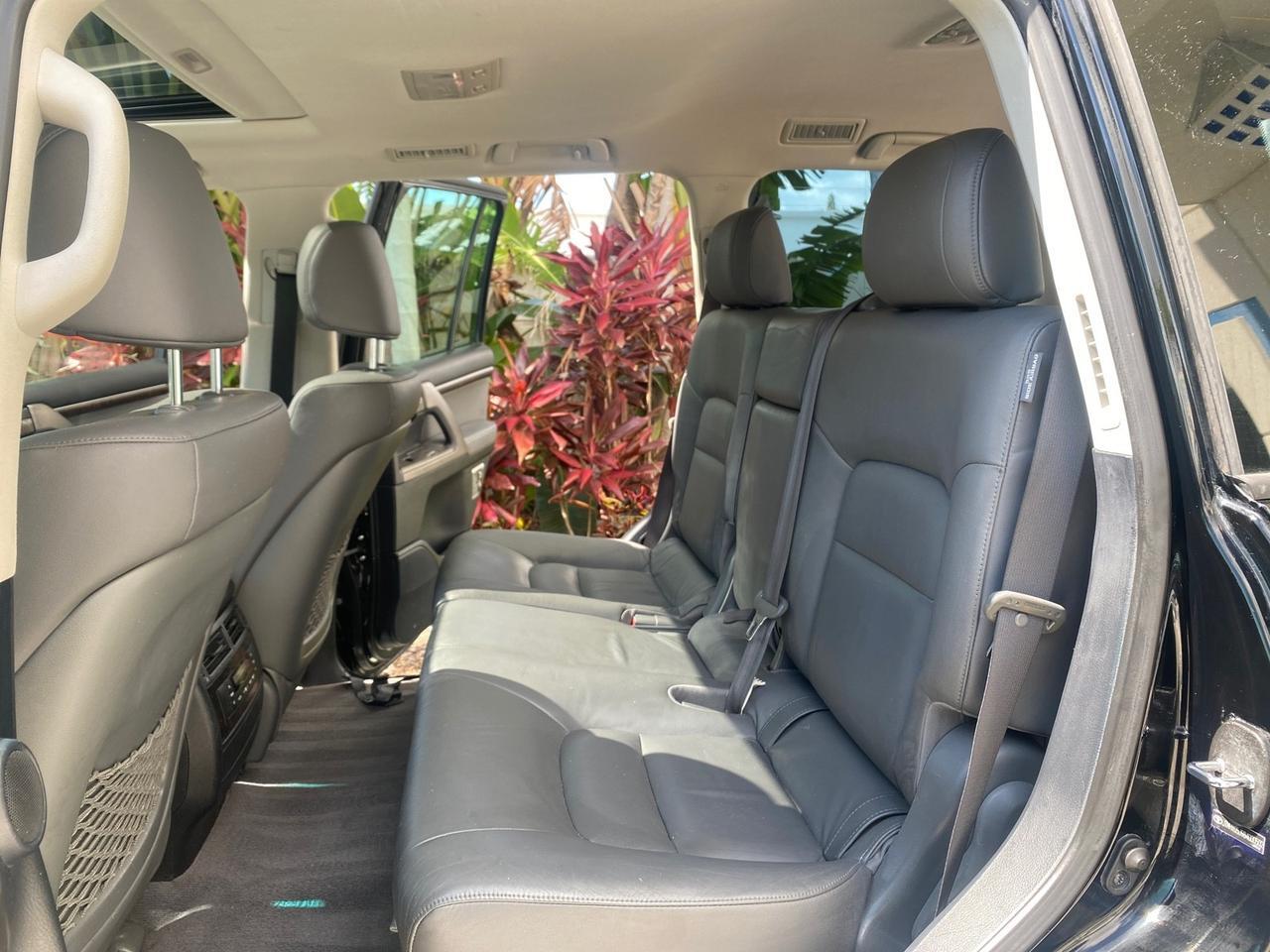 2008 Toyota Land Cruiser LOOKS LIKE NEW 4WD Pompano Beach FL