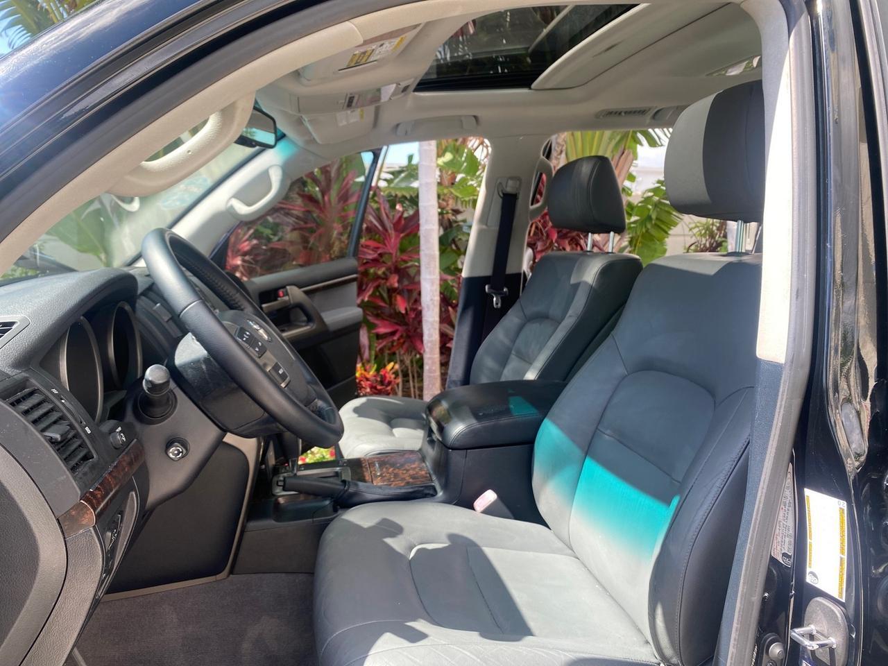 2008 Toyota Land Cruiser LOOKS LIKE NEW 4WD Pompano Beach FL