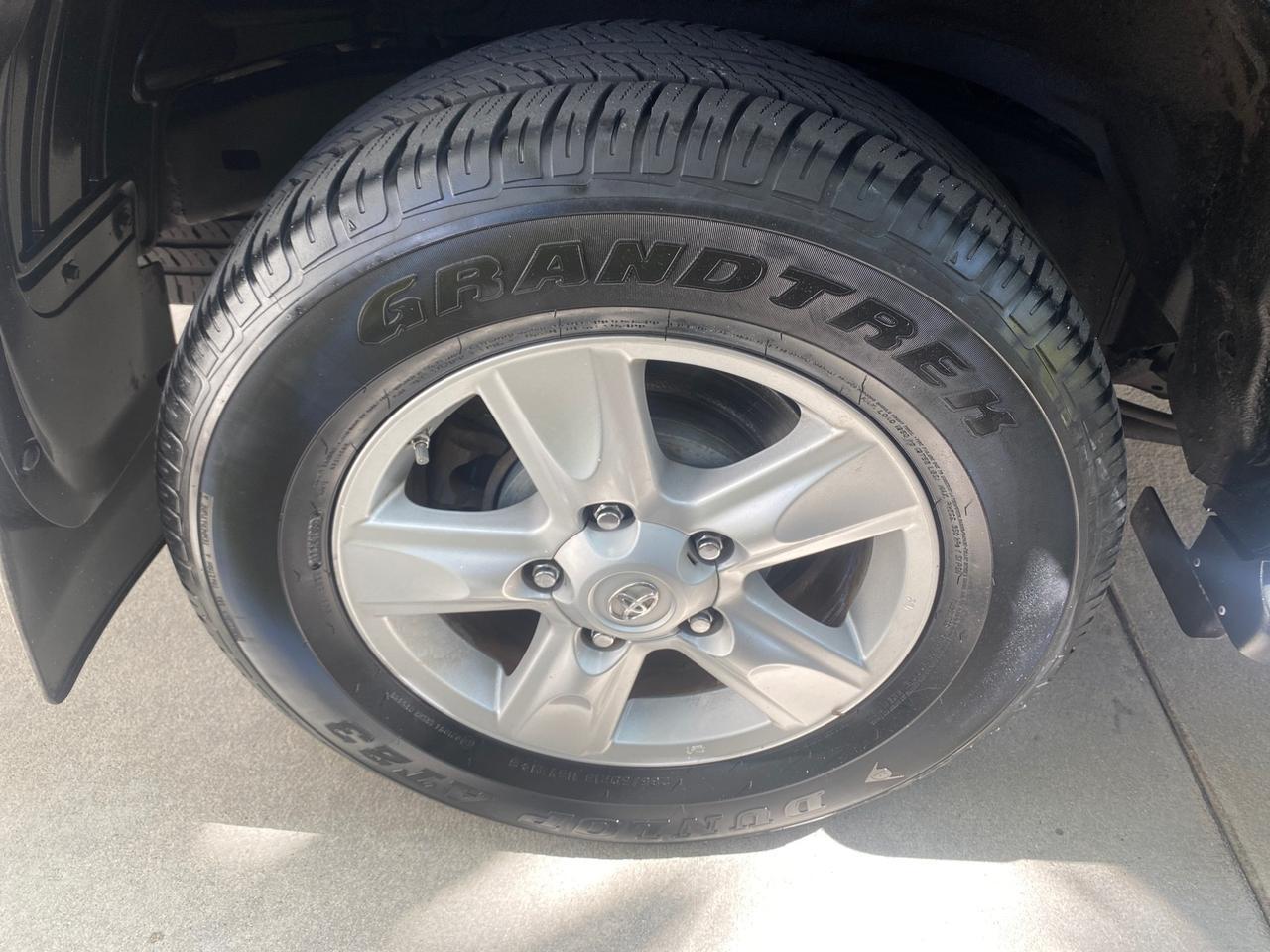 2008 Toyota Land Cruiser LOOKS LIKE NEW 4WD Pompano Beach FL