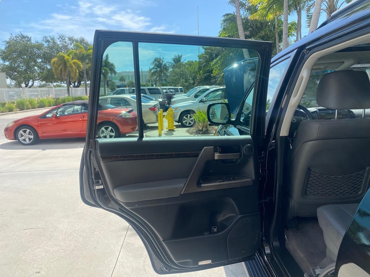 2008 Toyota Land Cruiser LOOKS LIKE NEW 4WD Pompano Beach FL